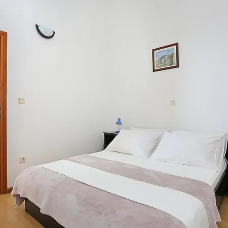Apartments By The Sea Rastici, Ciovo - 11723 Trogir Exterior photo
